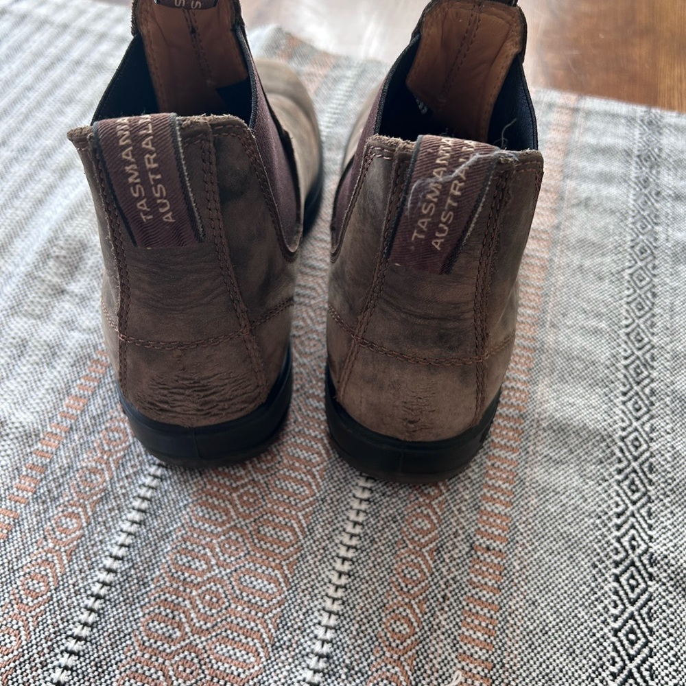 Blundstone Brown Leather Chelsea Ankle Boots - Picture 3 of 6